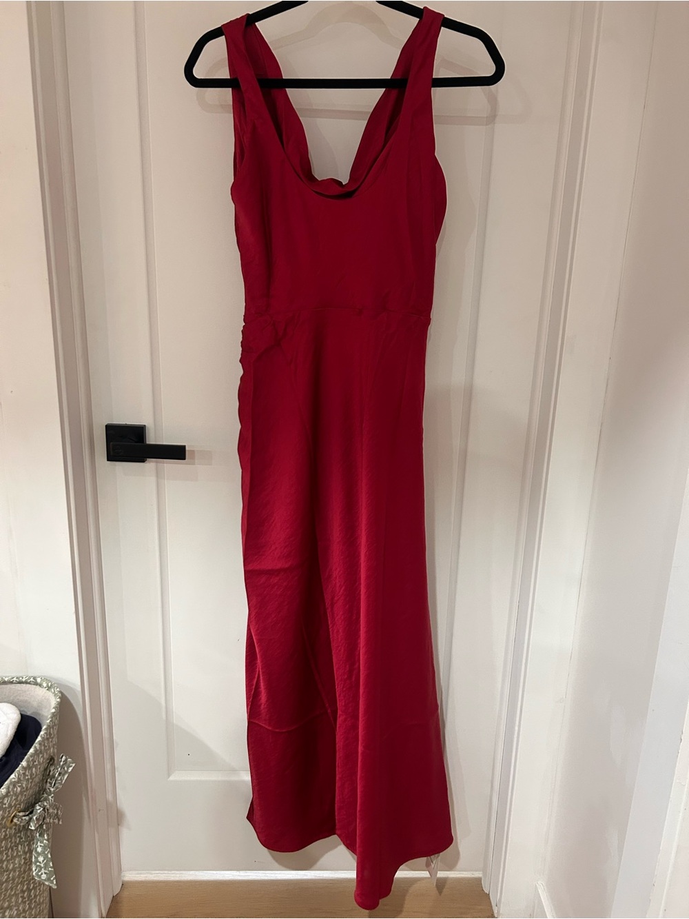 NWT Abercrombie & Fitch “ Cowl Neck Draped Maxi Dress” Medium - Picture 5 of 5